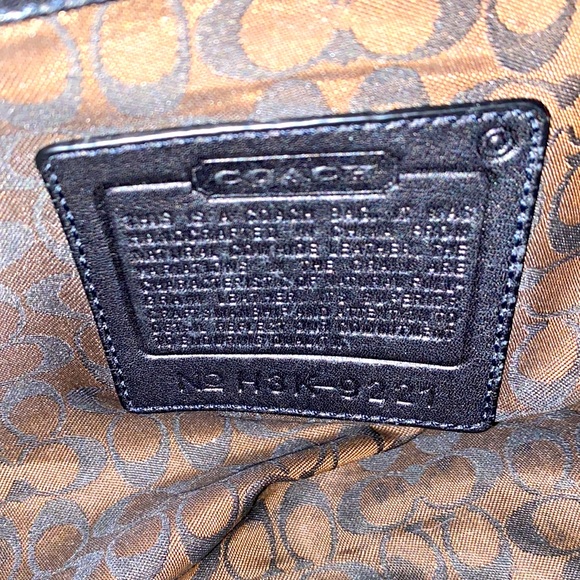 Black Coach hobo style purse - Picture 4 of 5